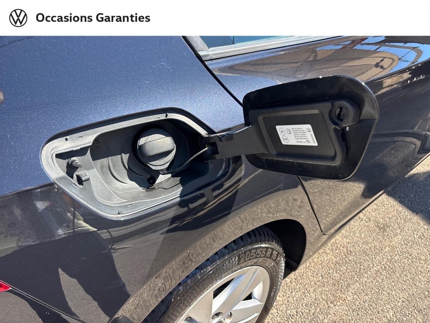Voitures occasions VOLKSWAGEN GOLF Life Plus Mougins