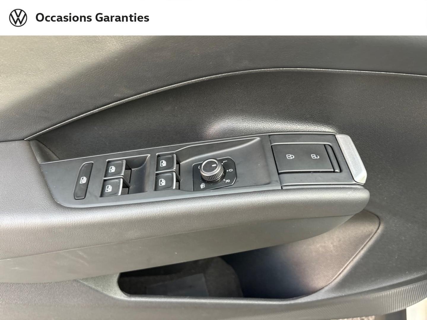 Voitures occasions VOLKSWAGEN T-ROC R-Line Mougins