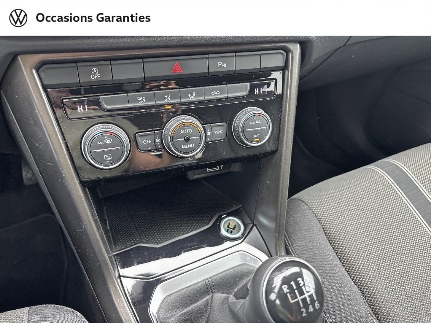 Voitures occasions VOLKSWAGEN T-ROC Lounge Mougins
