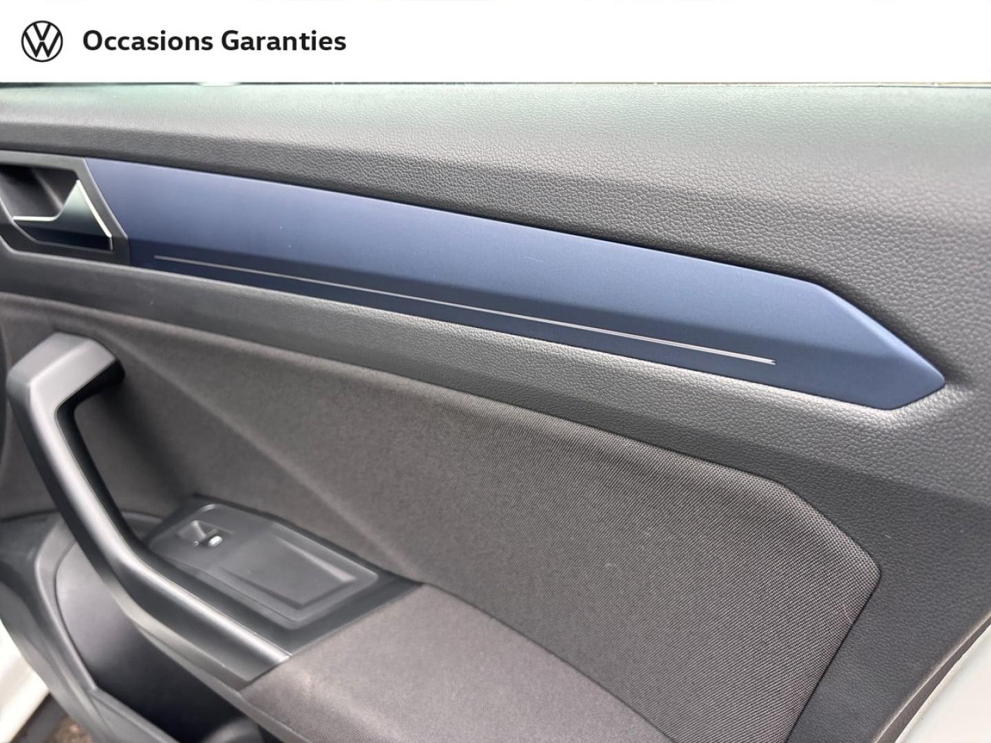 Voitures occasions VOLKSWAGEN T-ROC United Mougins