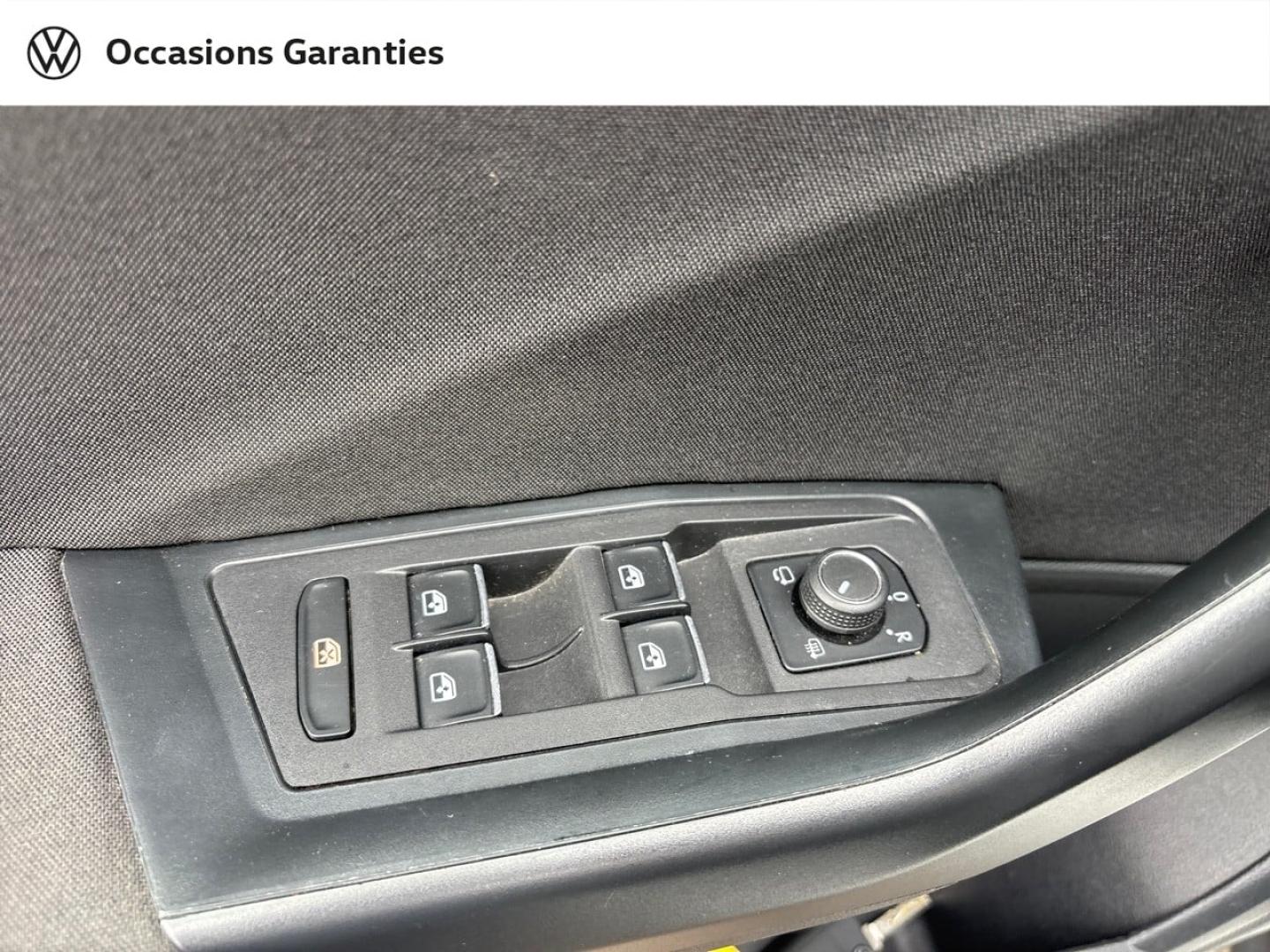 Voitures occasions VOLKSWAGEN T-ROC United Mougins