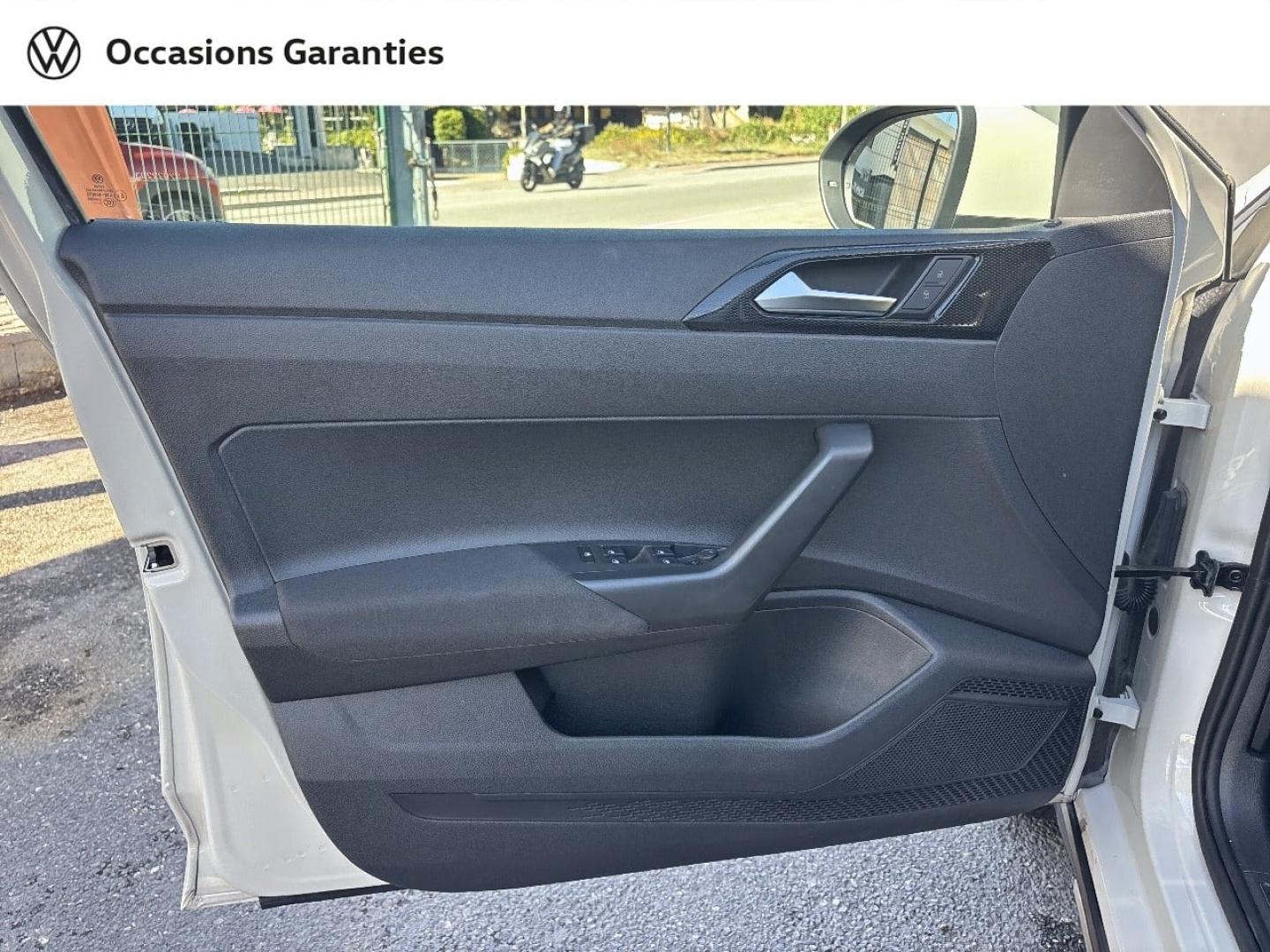 Voitures occasions VOLKSWAGEN TAIGO Life Mougins