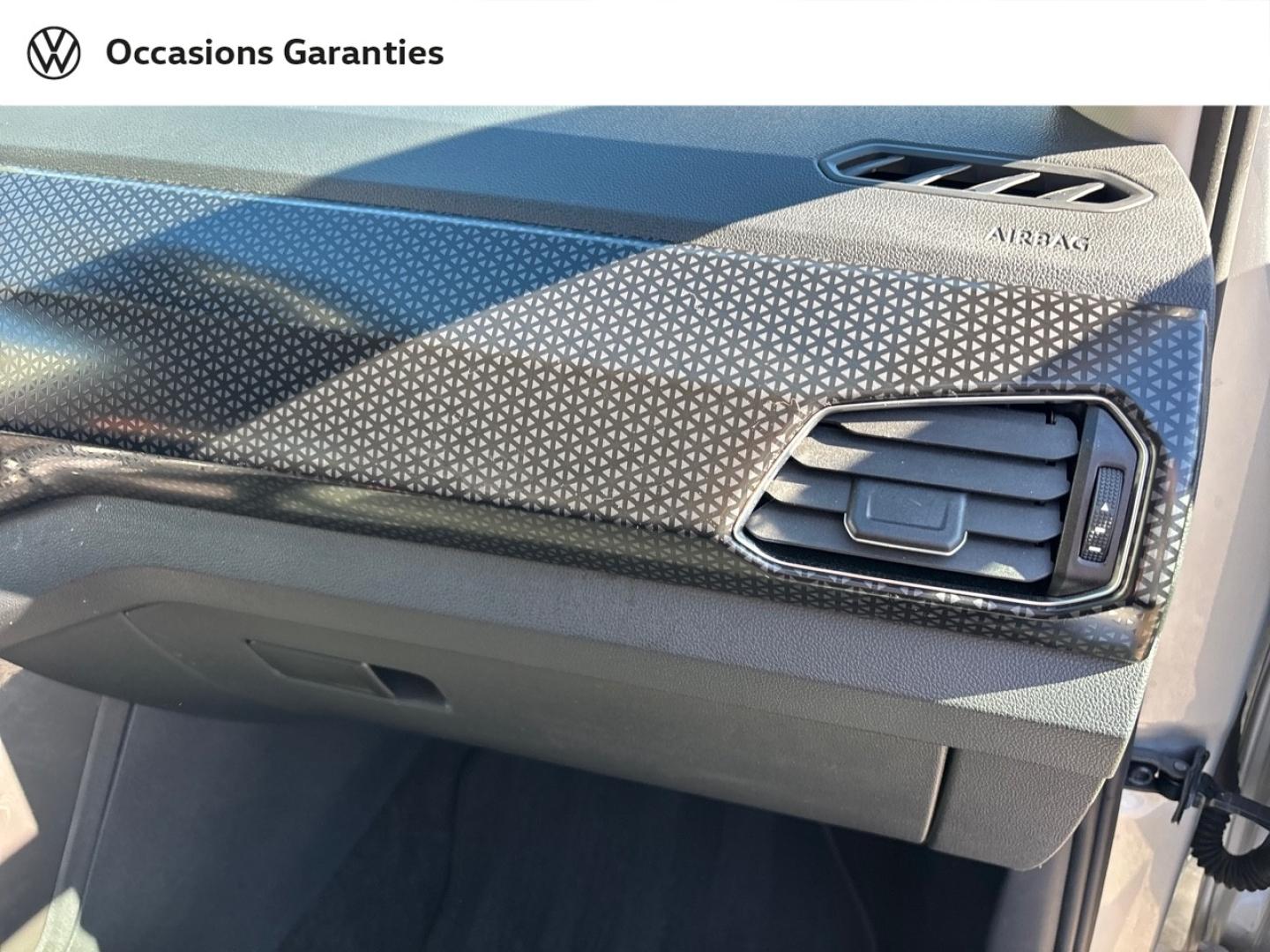 Voitures occasions VOLKSWAGEN T-CROSS R-Line Tech Mougins
