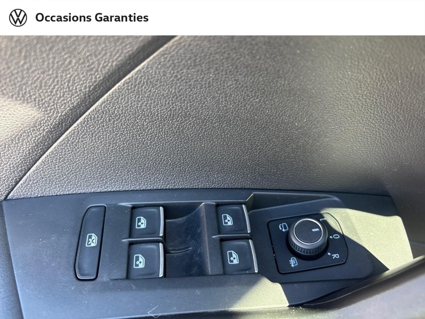 Voitures occasions VOLKSWAGEN T-CROSS R-Line Tech Mougins