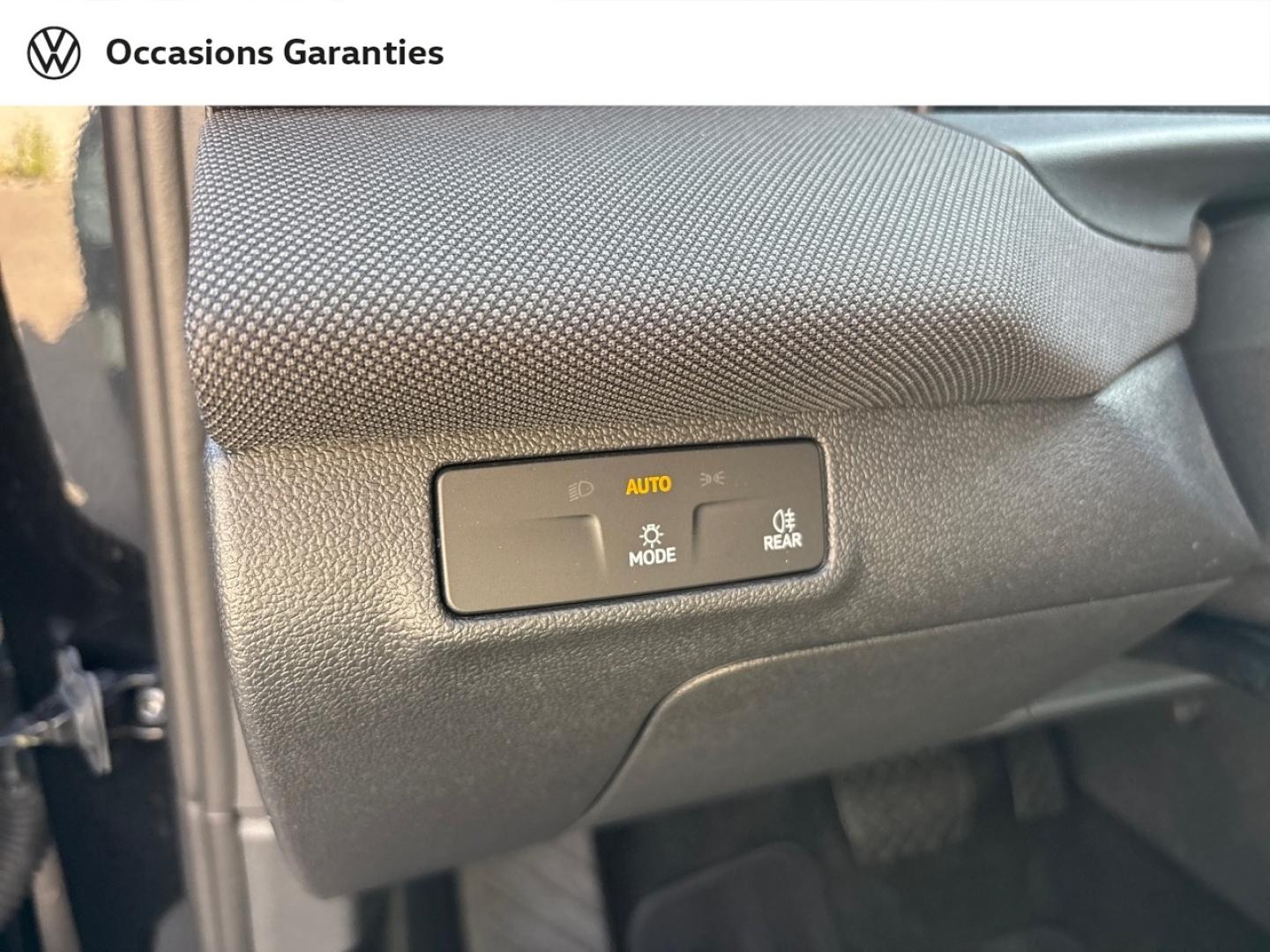 Voitures occasions VOLKSWAGEN T-ROC Life Nice