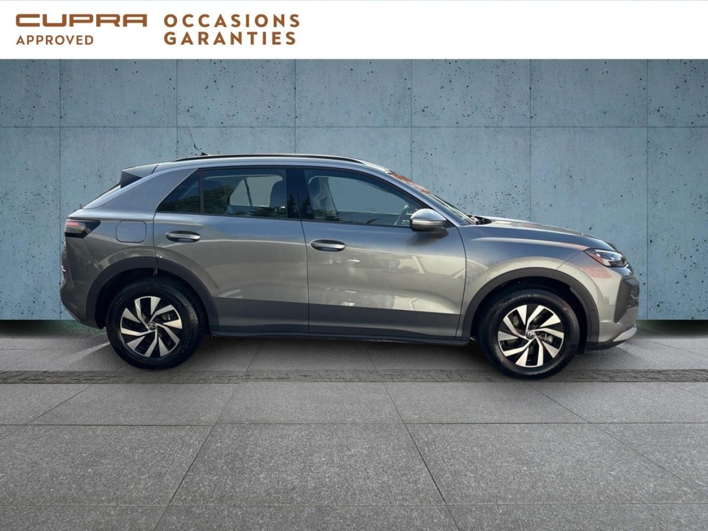 Voitures occasions VOLKSWAGEN T-ROC Life Nice