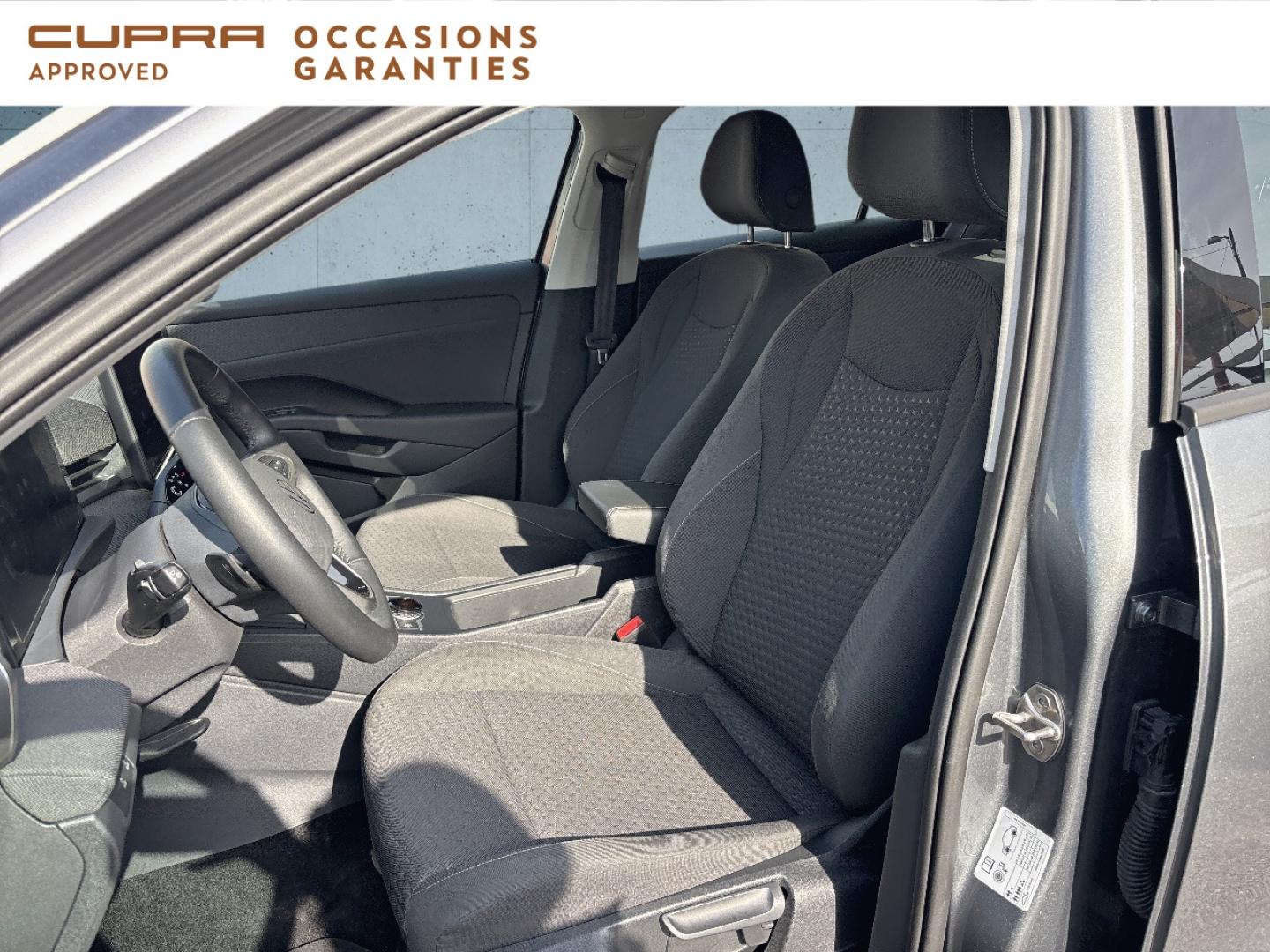 Voitures occasions VOLKSWAGEN T-ROC Life Mougins