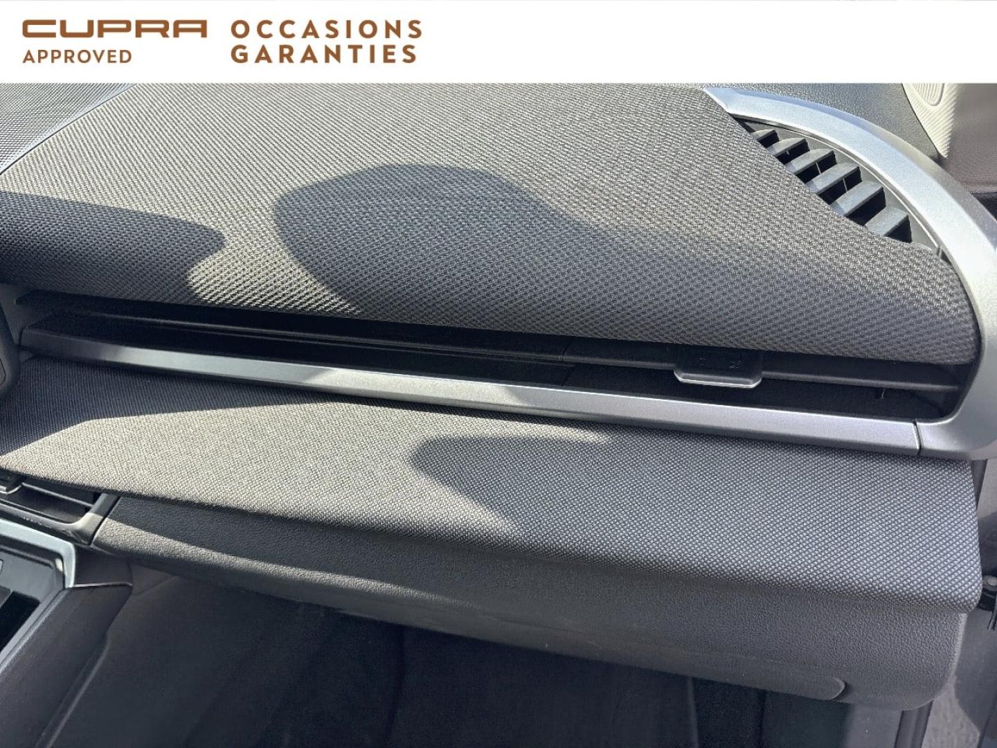 Voitures occasions VOLKSWAGEN T-ROC Life Mougins