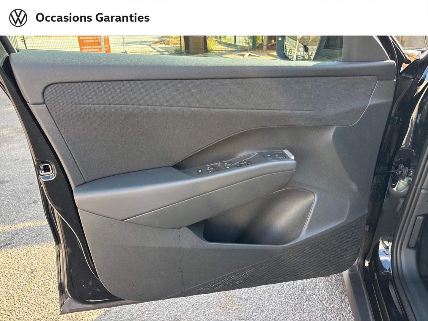 Voitures occasions VOLKSWAGEN T-ROC Life Nice