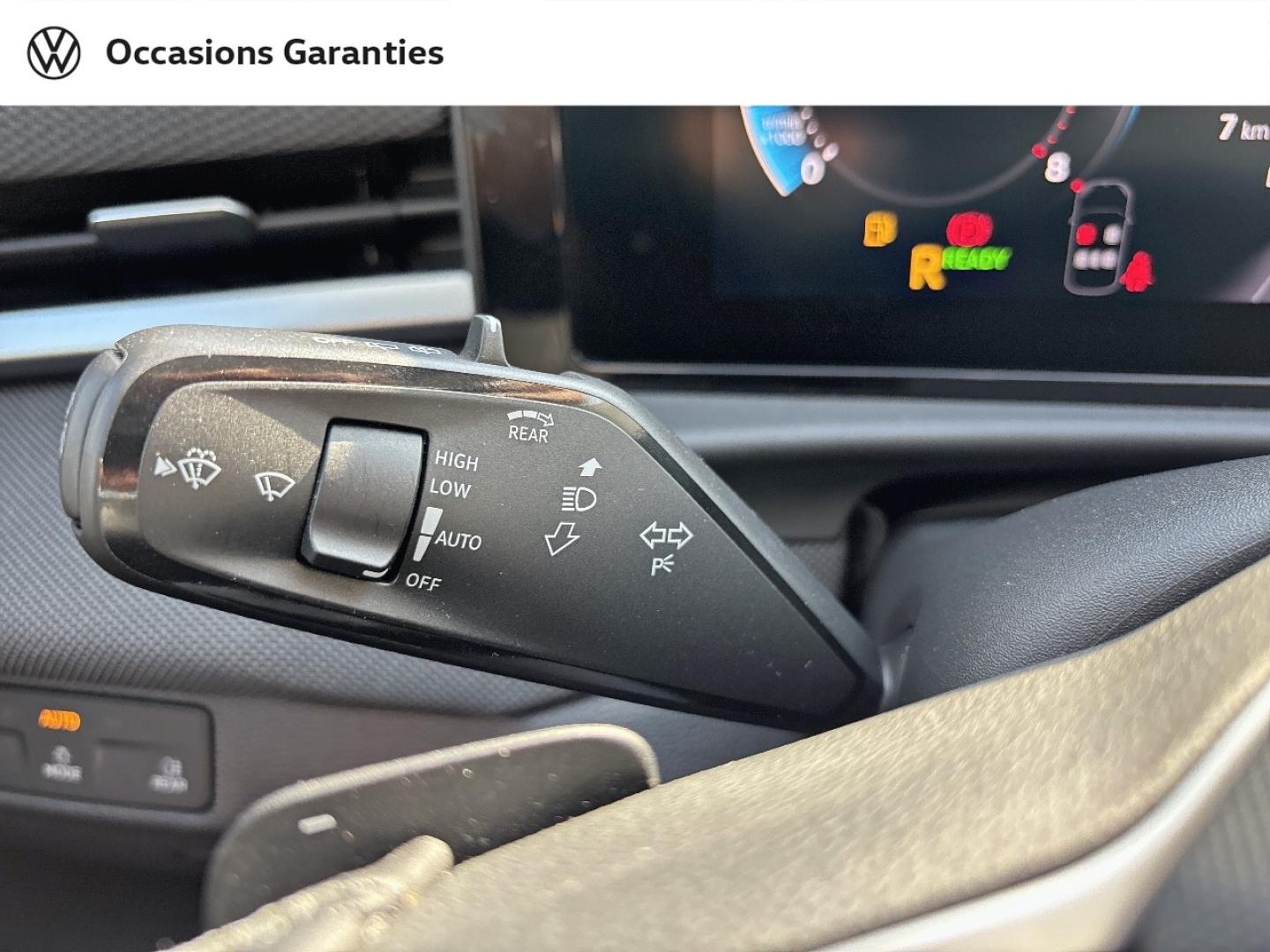 Voitures occasions VOLKSWAGEN T-ROC Life Nice