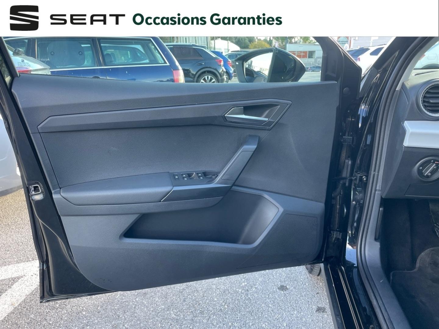 Voitures occasions SEAT ARONA Urban Mougins