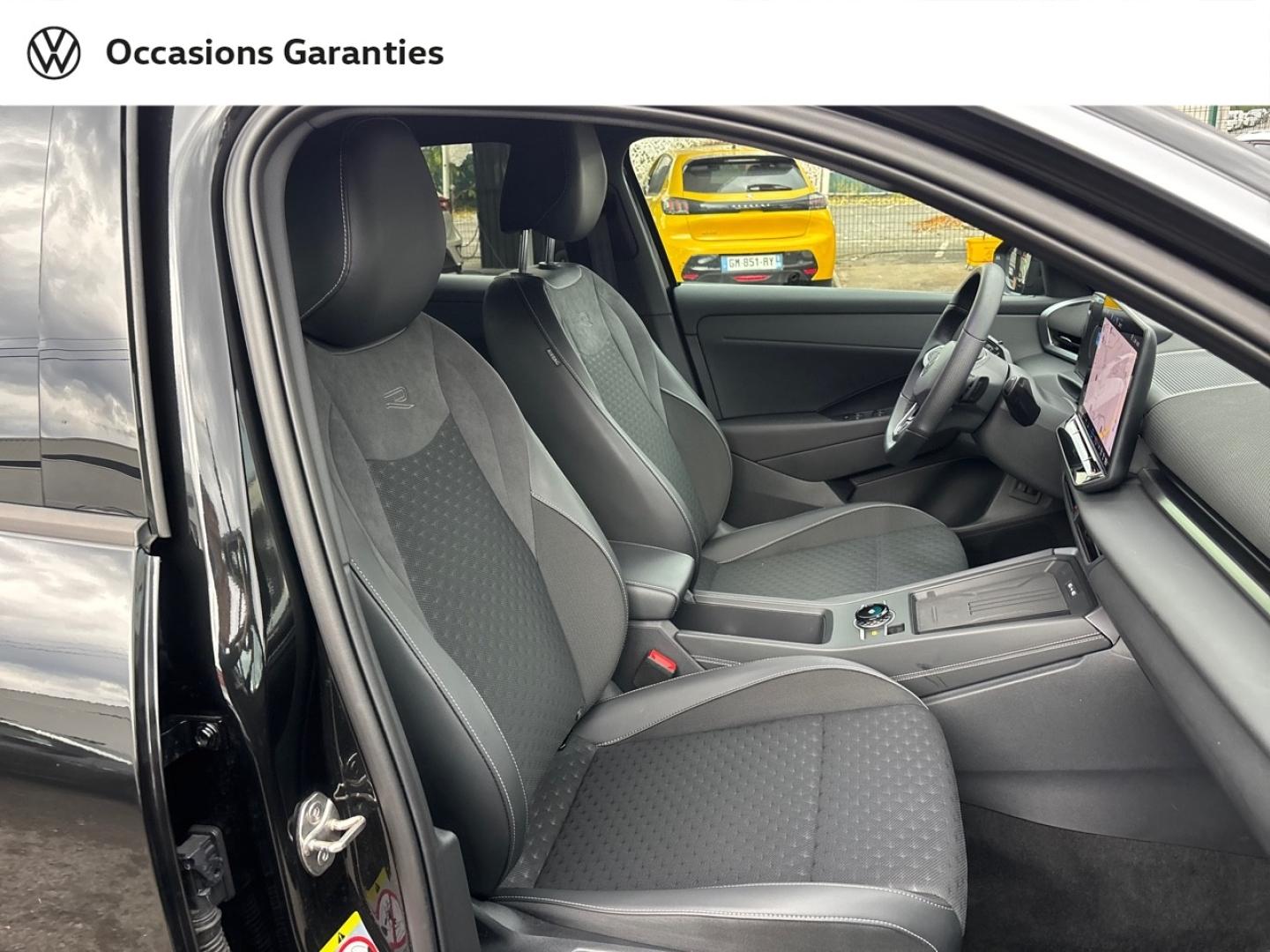 Voitures occasions VOLKSWAGEN T-ROC R-Line Mougins