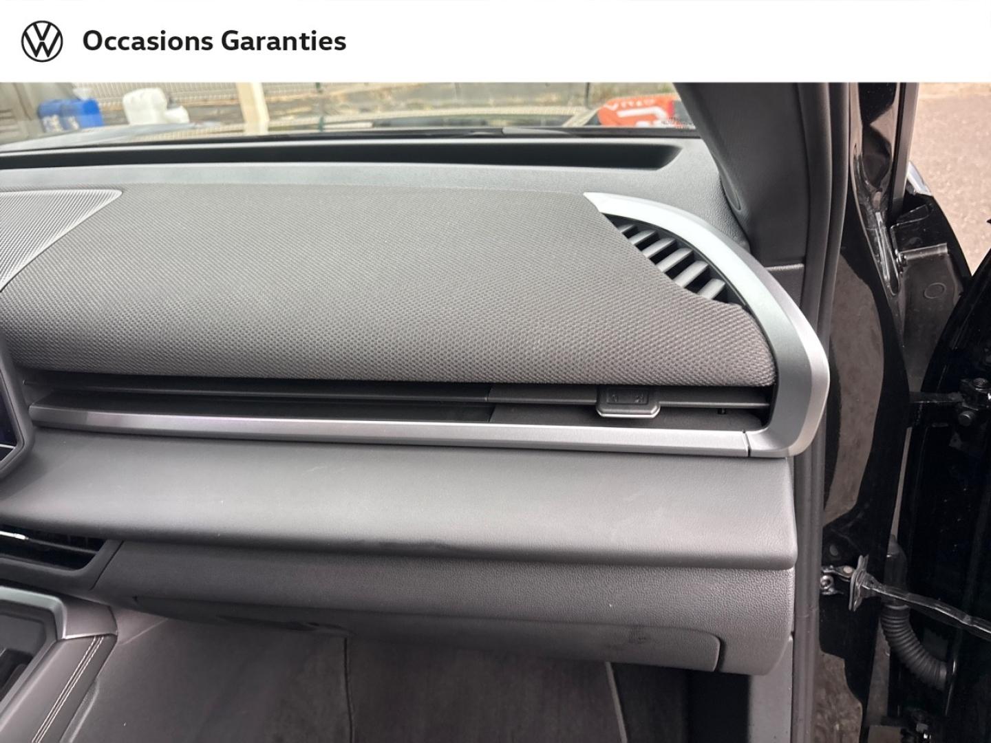 Voitures occasions VOLKSWAGEN T-ROC R-Line Mougins