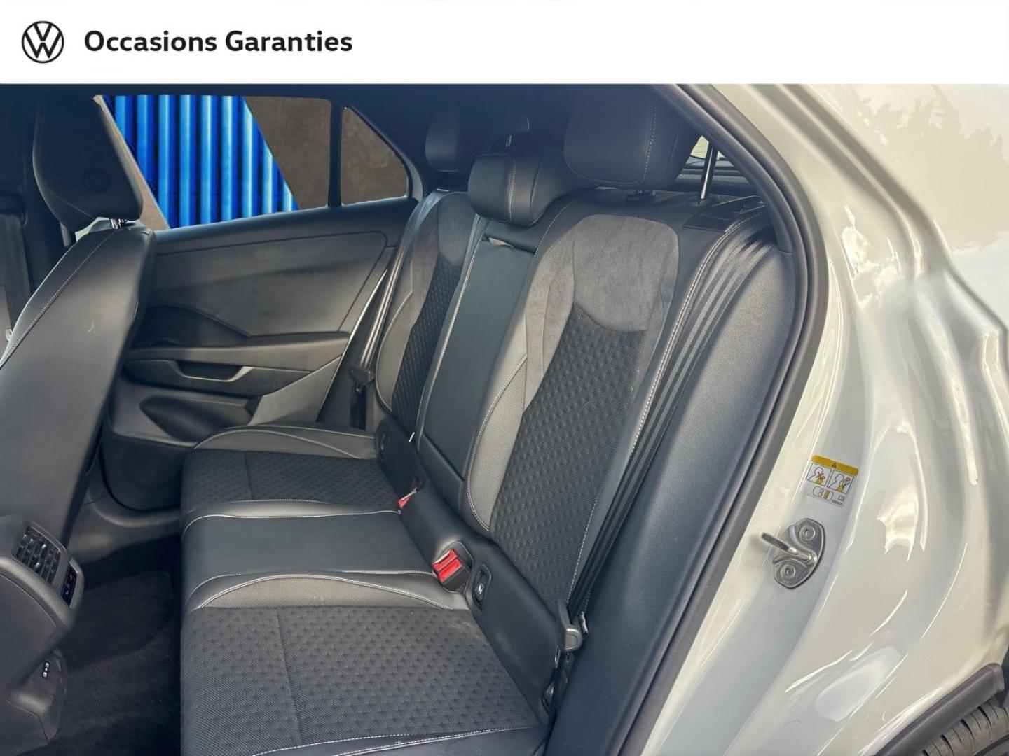 Voitures occasions VOLKSWAGEN T-ROC R-Line Mougins