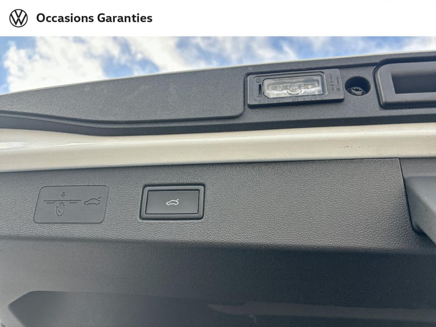 Voitures occasions VOLKSWAGEN T-ROC R-Line Mougins