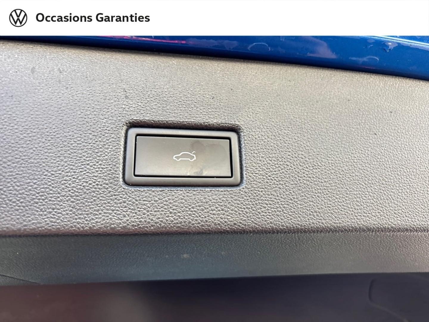 Voitures occasions VOLKSWAGEN T-ROC Active Mougins