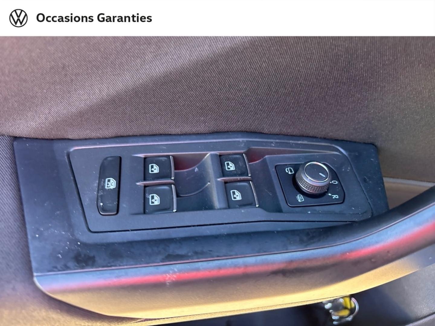Voitures occasions VOLKSWAGEN T-ROC Active Mougins