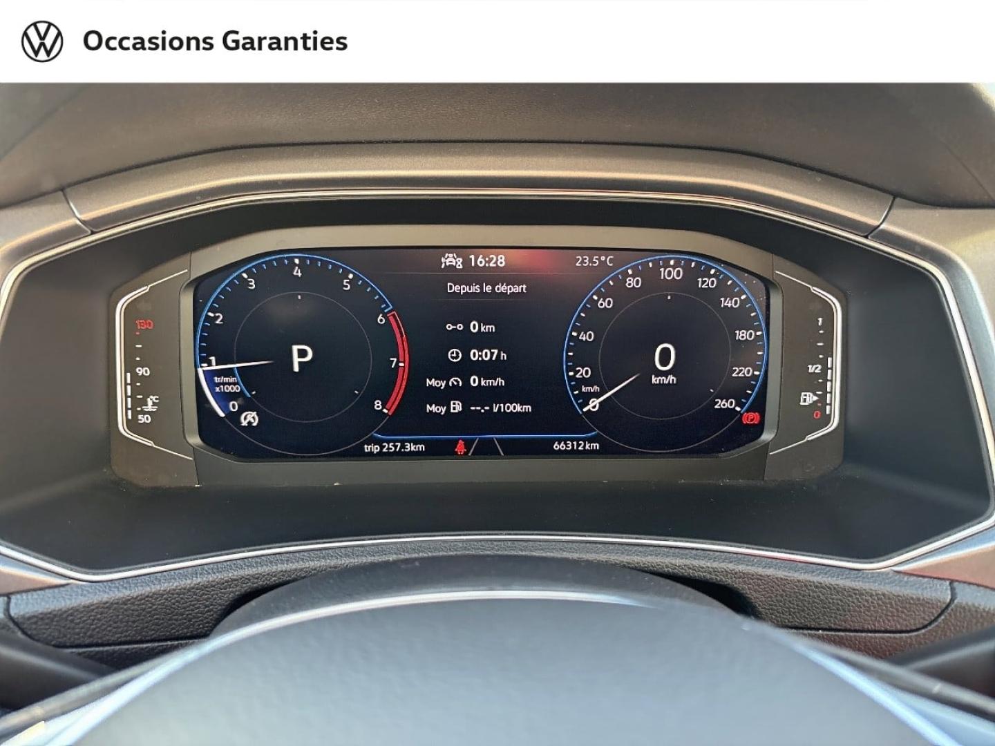 Voitures occasions VOLKSWAGEN T-ROC Active Mougins