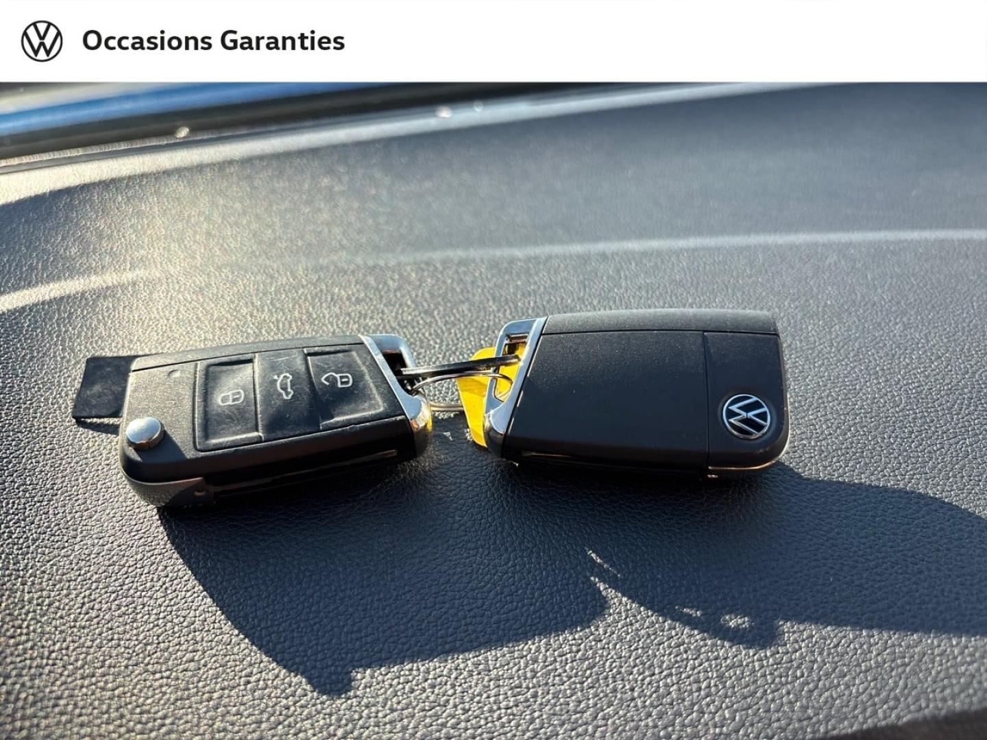 Voitures occasions VOLKSWAGEN T-ROC Active Mougins
