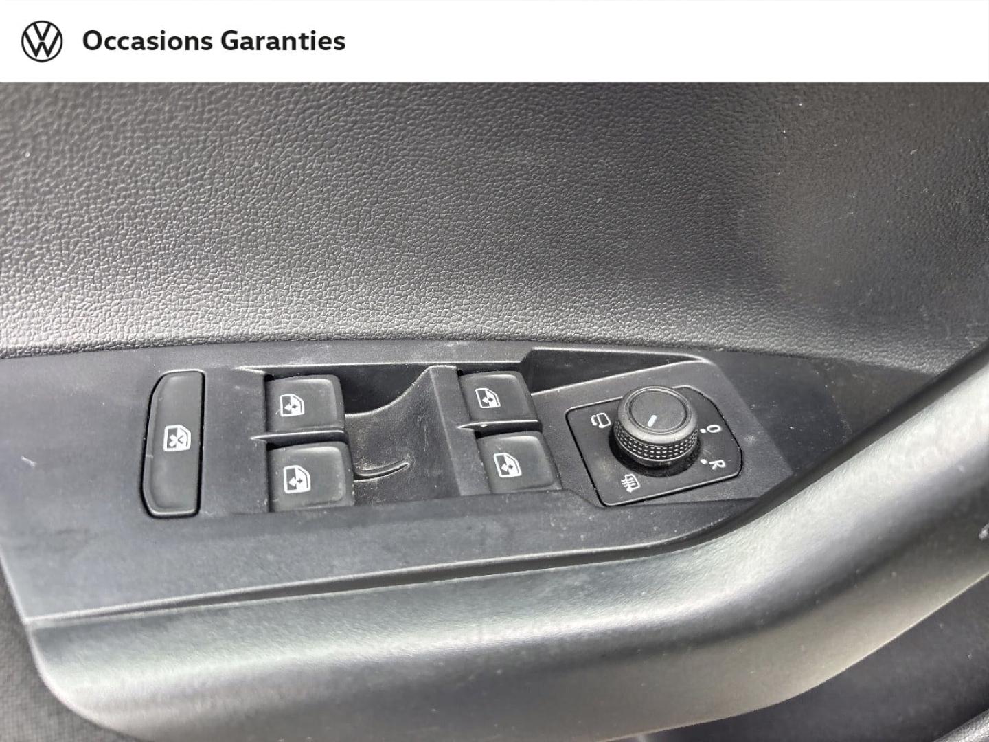Voitures occasions VOLKSWAGEN POLO Life Mougins