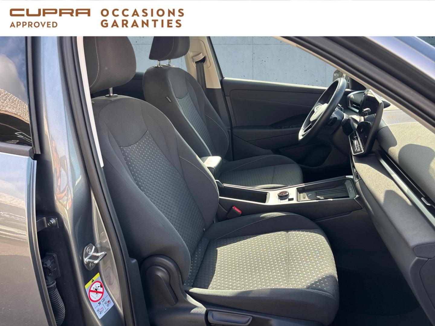 Voitures occasions VOLKSWAGEN T-ROC Life Mougins