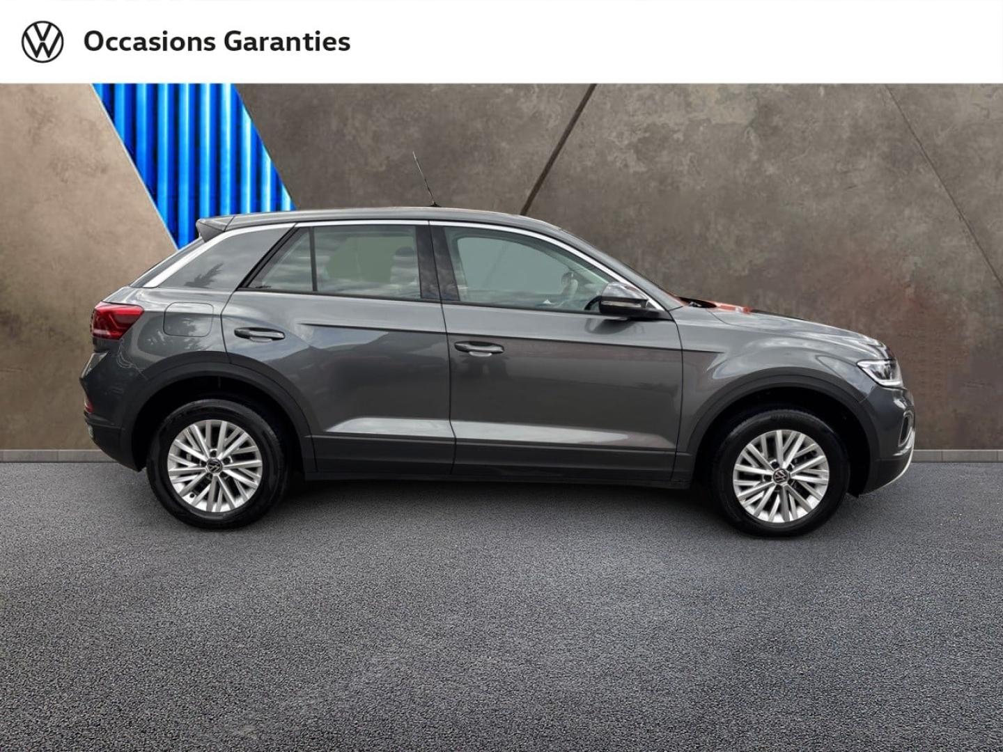 Voitures occasions VOLKSWAGEN T-ROC Base Mougins