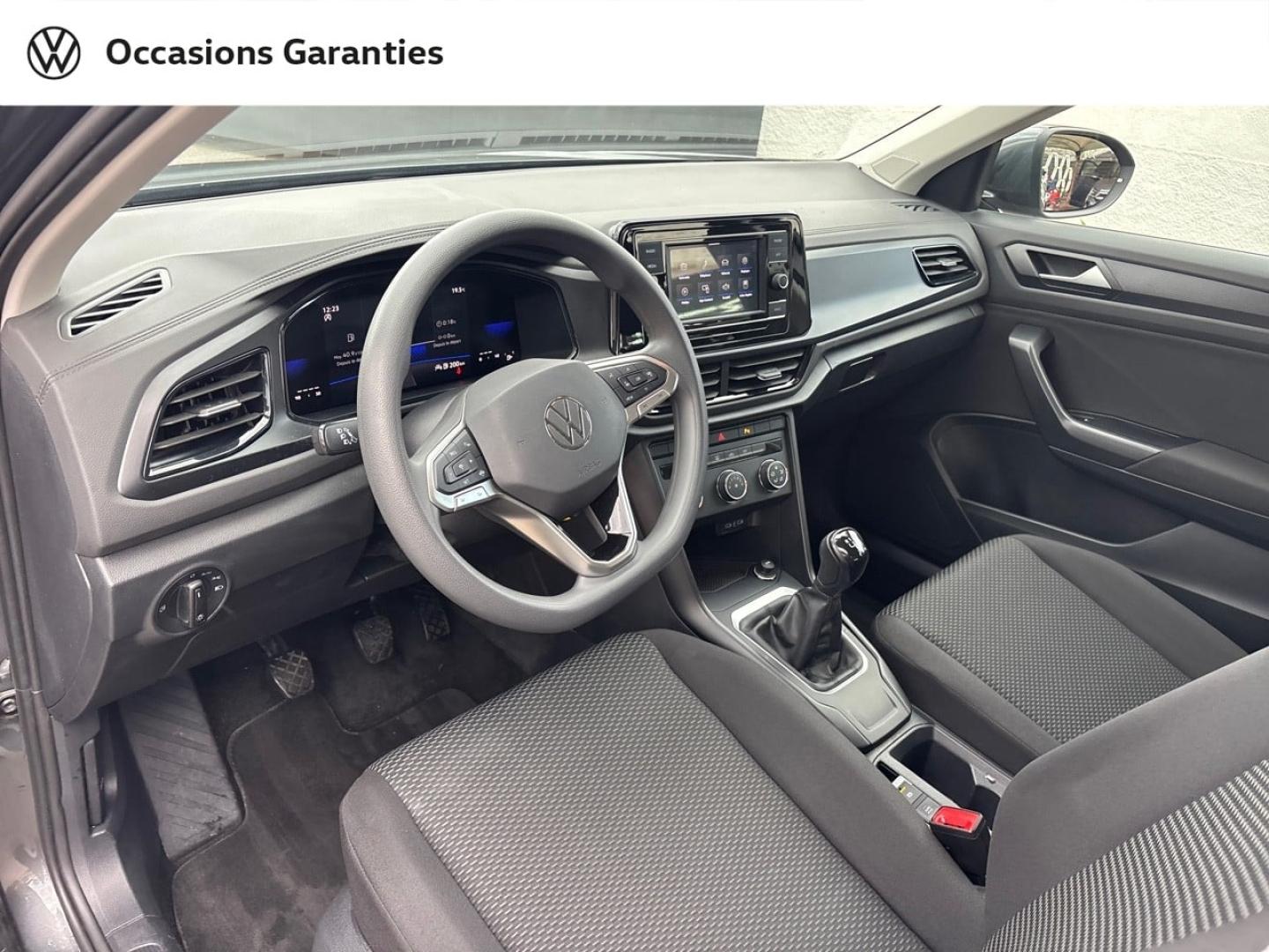 Voitures occasions VOLKSWAGEN T-ROC Base Mougins