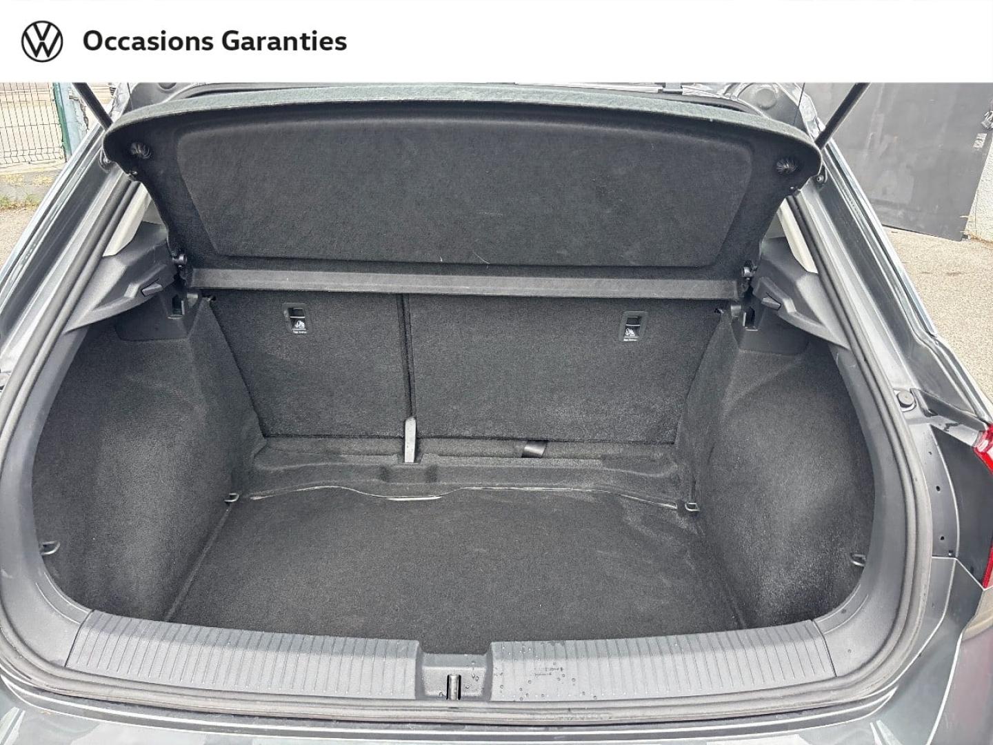 Voitures occasions VOLKSWAGEN T-ROC Base Mougins