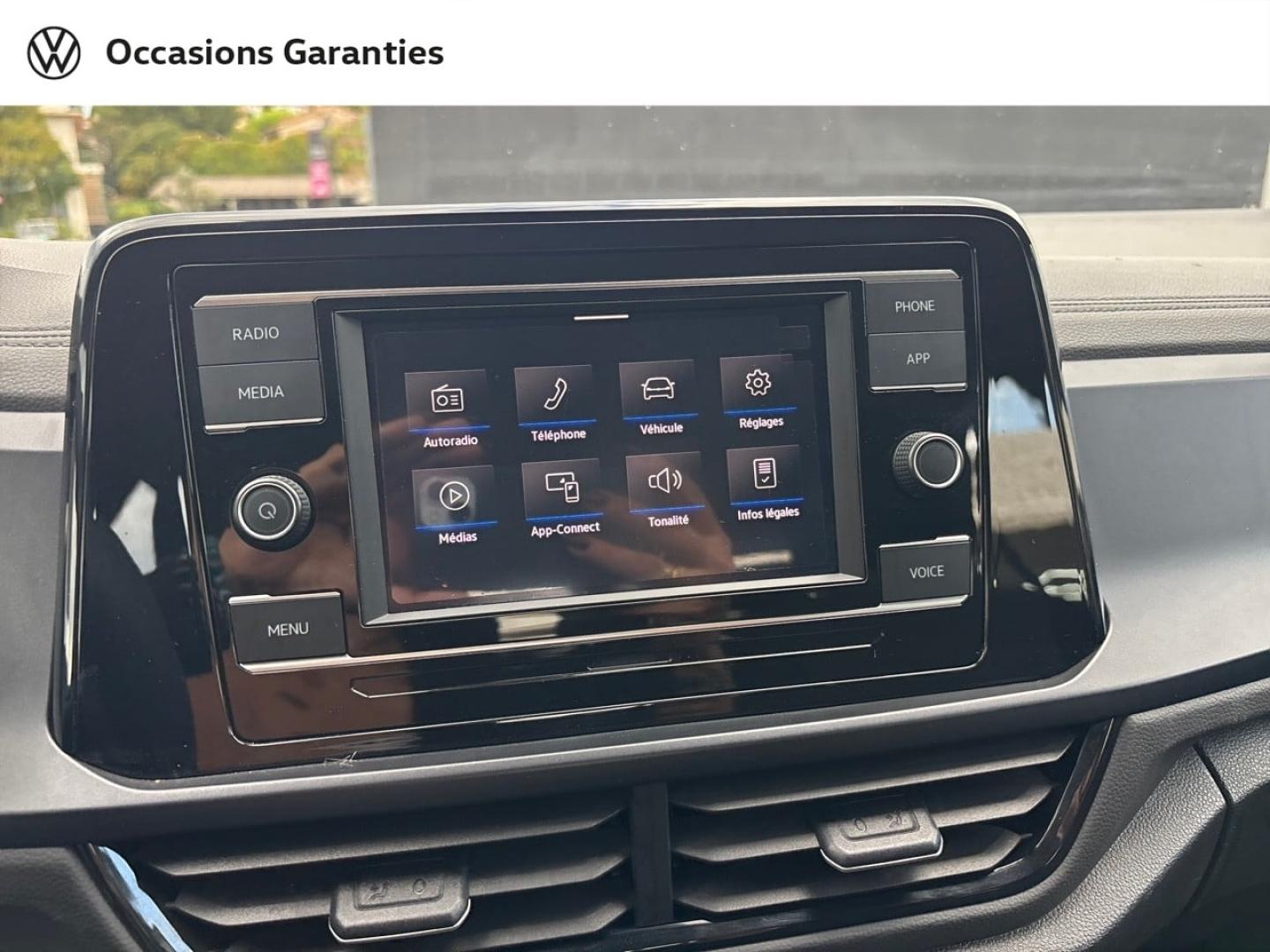 Voitures occasions VOLKSWAGEN T-ROC Base Mougins