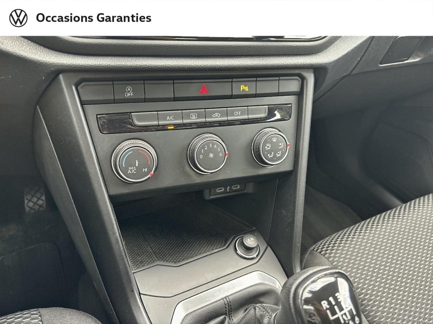 Voitures occasions VOLKSWAGEN T-ROC Base Mougins