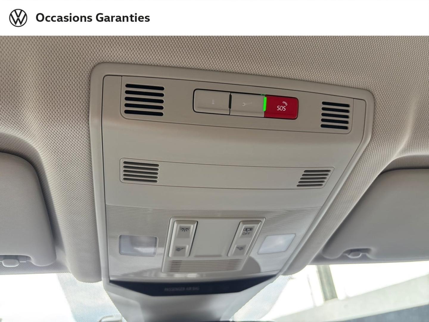 Voitures occasions VOLKSWAGEN T-ROC Base Mougins