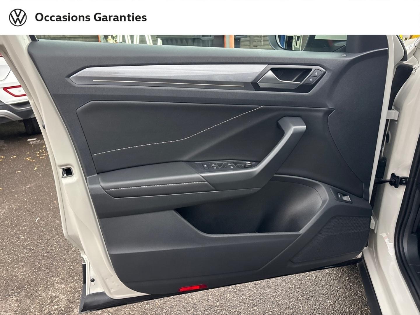 Voitures occasions VOLKSWAGEN T-ROC Style Edition Mougins