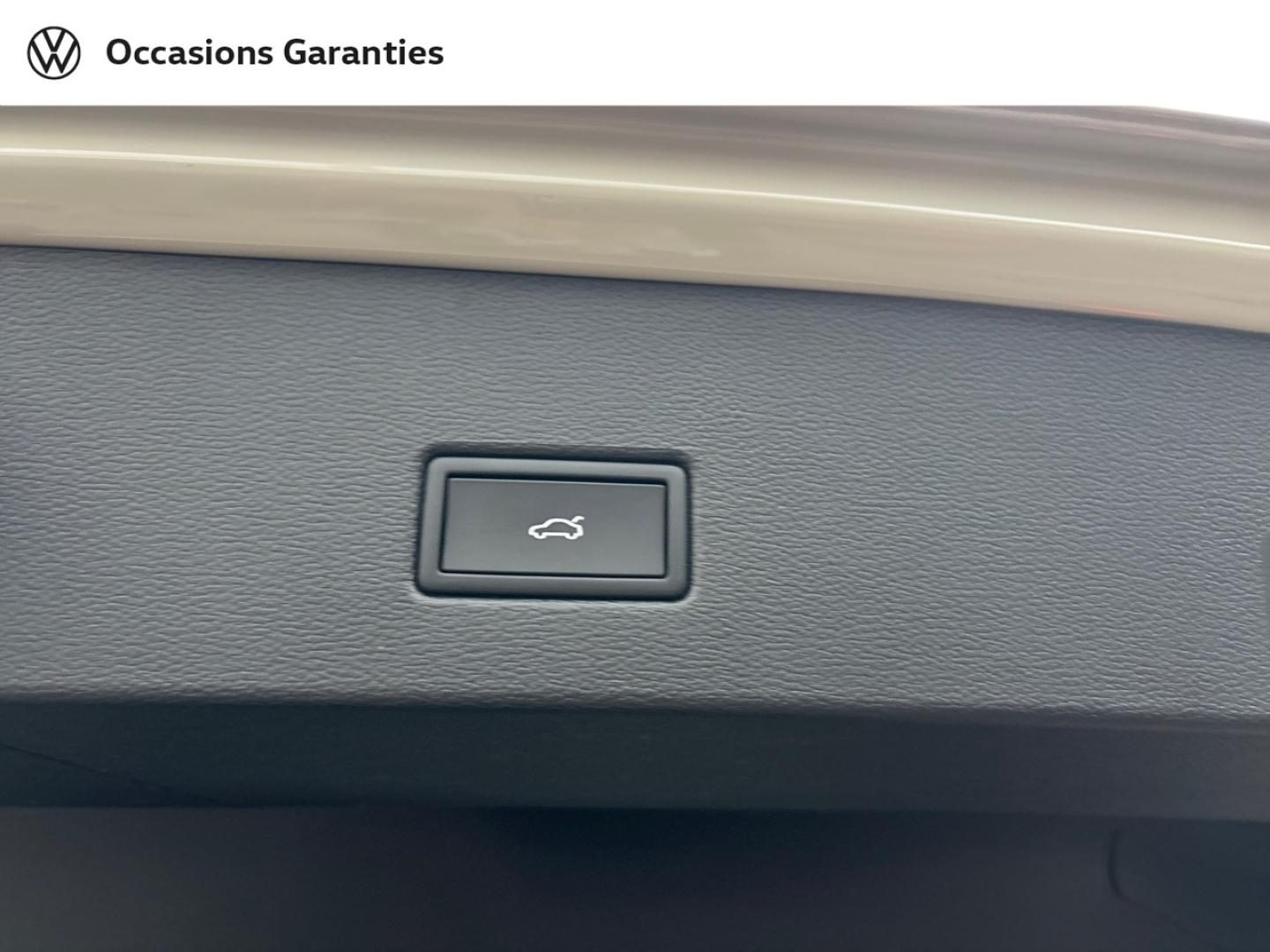Voitures occasions VOLKSWAGEN T-ROC Style Edition Mougins