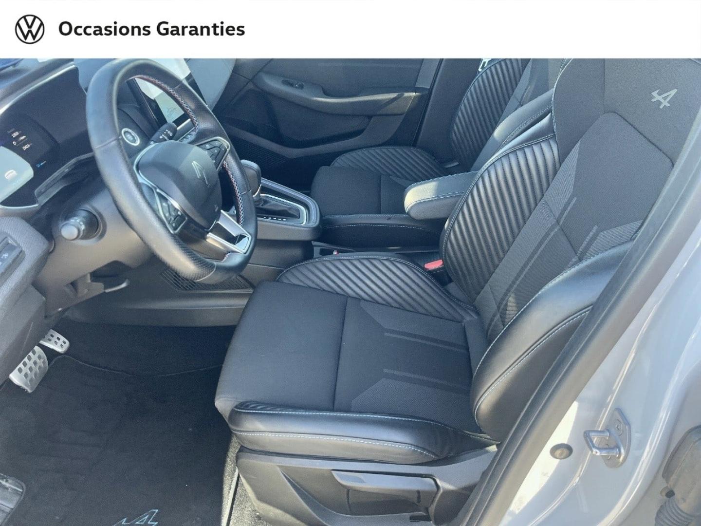 Voitures occasions RENAULT CLIO esprit Alpine Vezin-le-Coquet