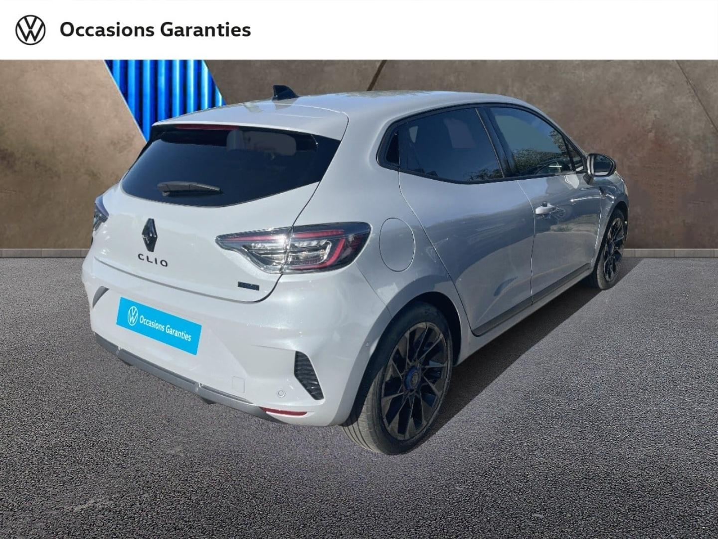 Voitures occasions RENAULT CLIO esprit Alpine Vezin-le-Coquet