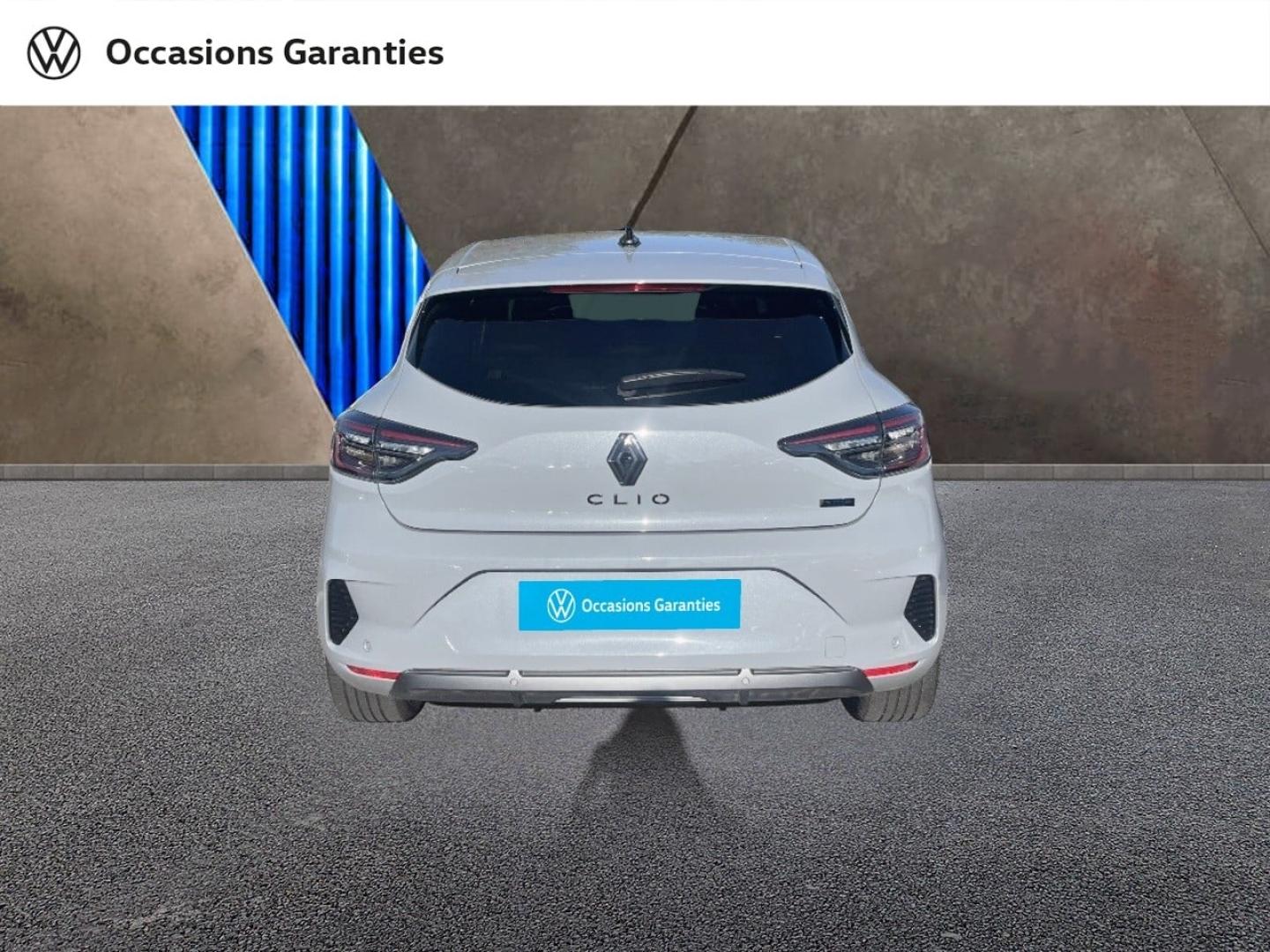 Voitures occasions RENAULT CLIO esprit Alpine Vezin-le-Coquet