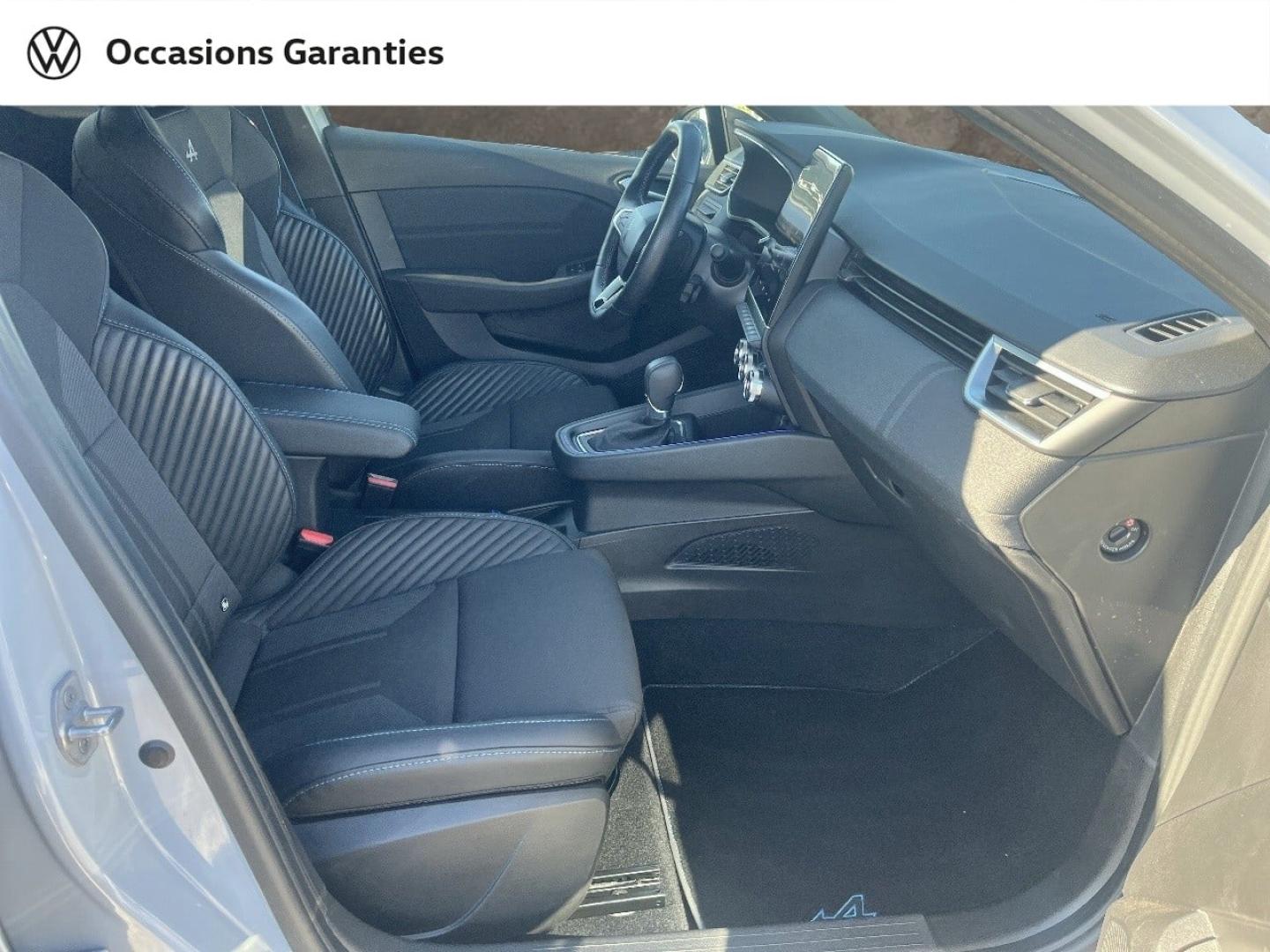 Voitures occasions RENAULT CLIO esprit Alpine Vezin-le-Coquet