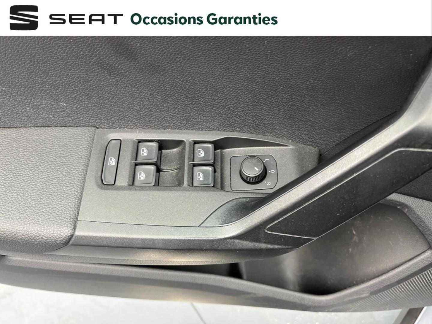 Voitures occasions SEAT ARONA Style Orvault