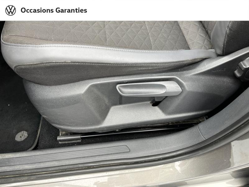 Voitures occasions VOLKSWAGEN T-CROSS Carat Orvault