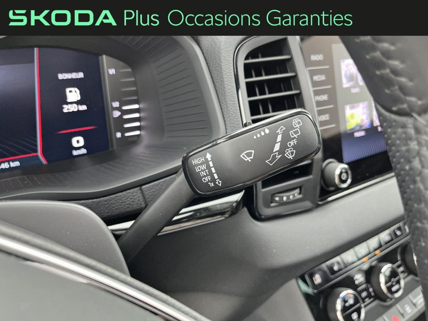 Voitures occasions ŠKODA KAROQ Sportline Orvault
