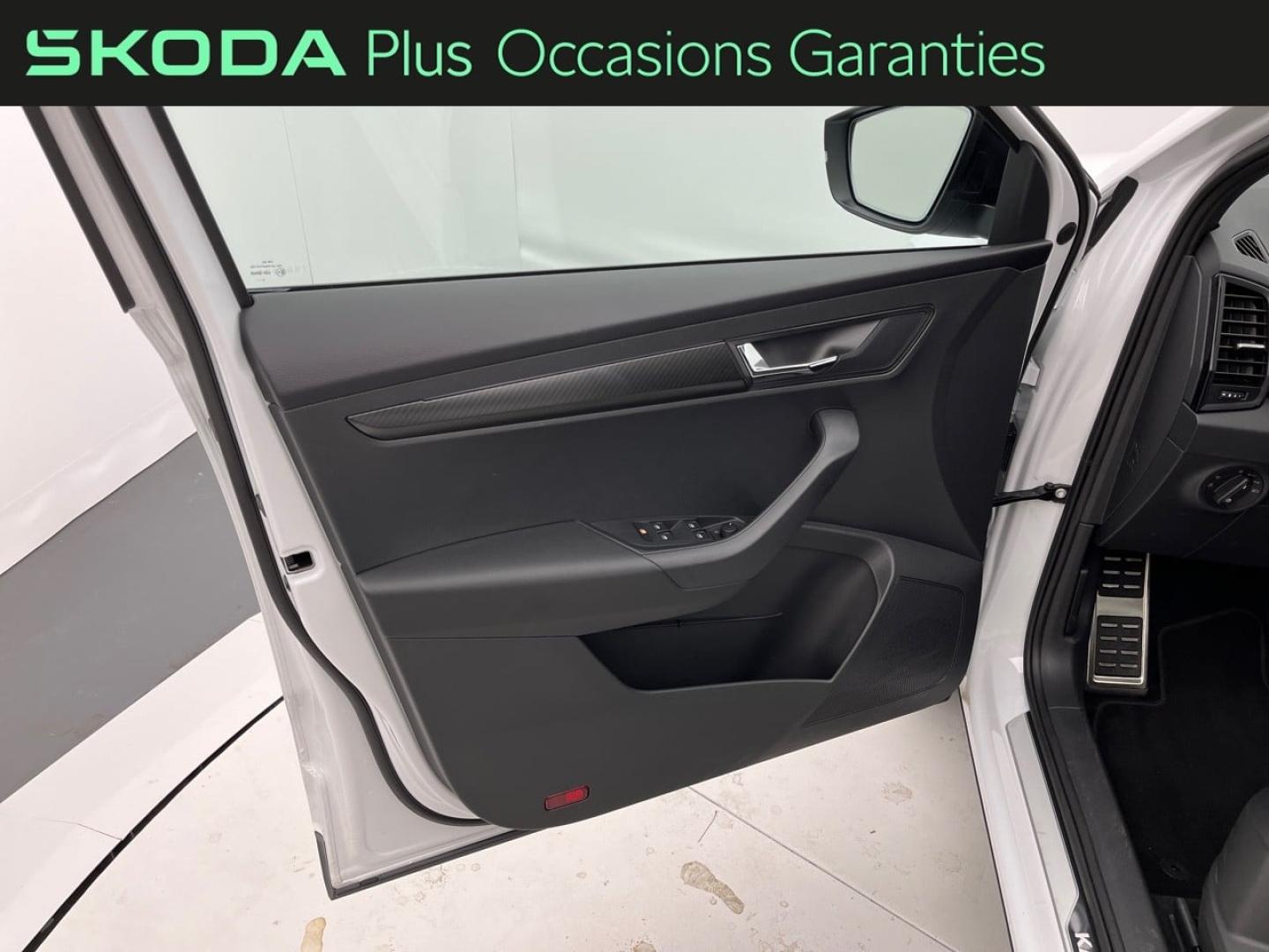 Voitures occasions ŠKODA KAROQ Sportline Orvault