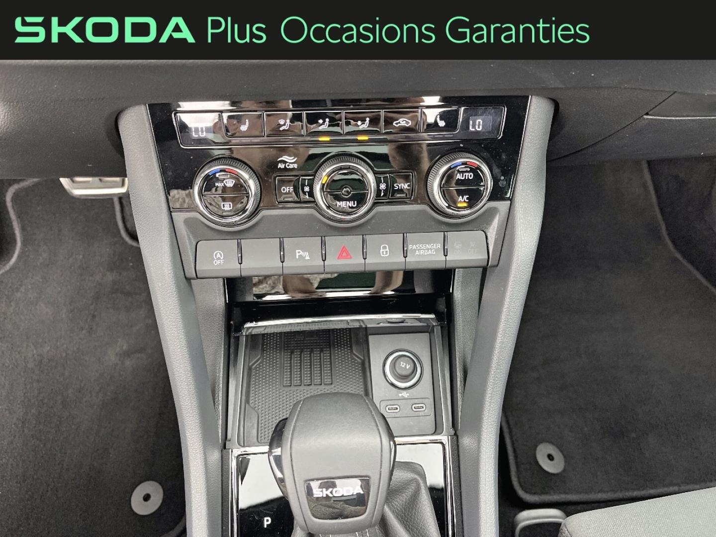 Voitures occasions ŠKODA KAROQ Sportline Orvault