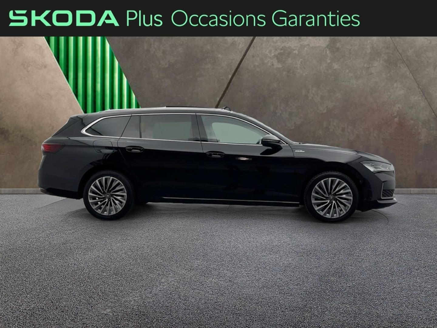 Voitures occasions ŠKODA Superb Combi Laurin & Klement Orvault