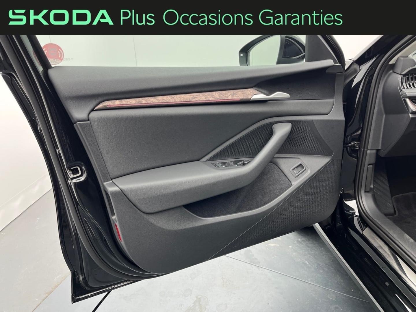 Voitures occasions ŠKODA Superb Combi Laurin & Klement Orvault