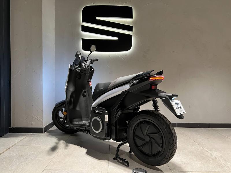 Voitures occasions SEAT MO Electrique 125 Paris