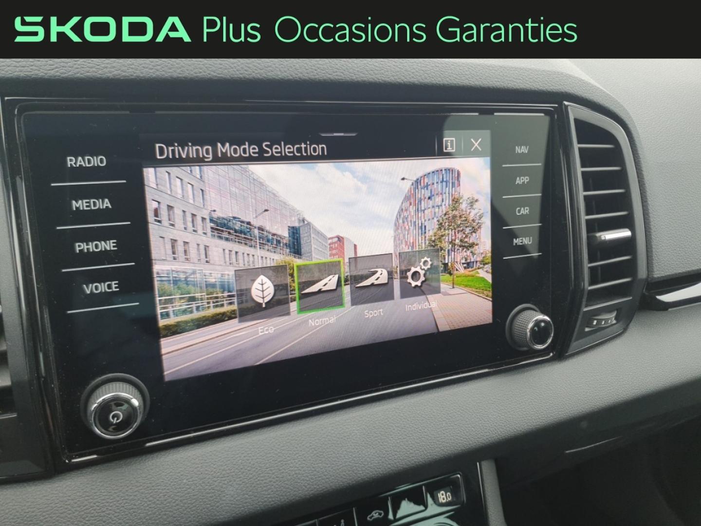 Voitures occasions ŠKODA KAROQ Sportline Tomblaine