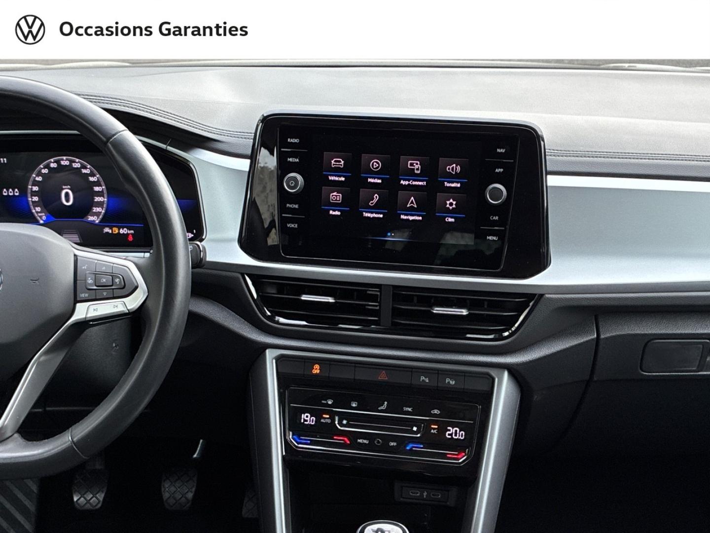 Voitures occasions VOLKSWAGEN T-ROC Life Clermont-Ferrand