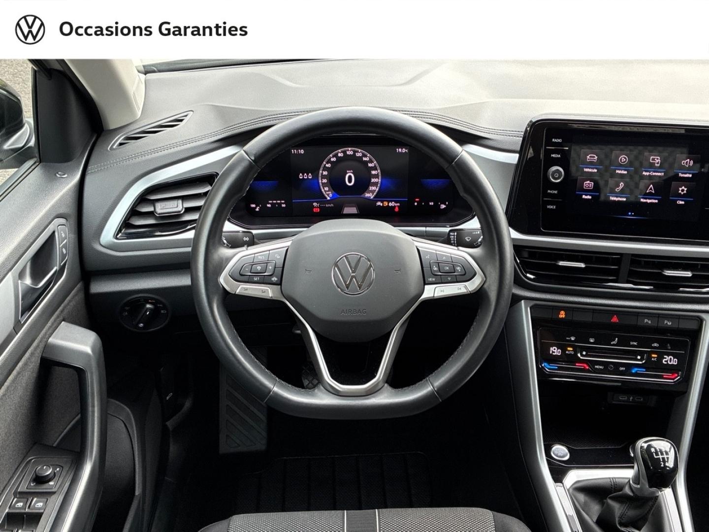 Voitures occasions VOLKSWAGEN T-ROC Life Clermont-Ferrand