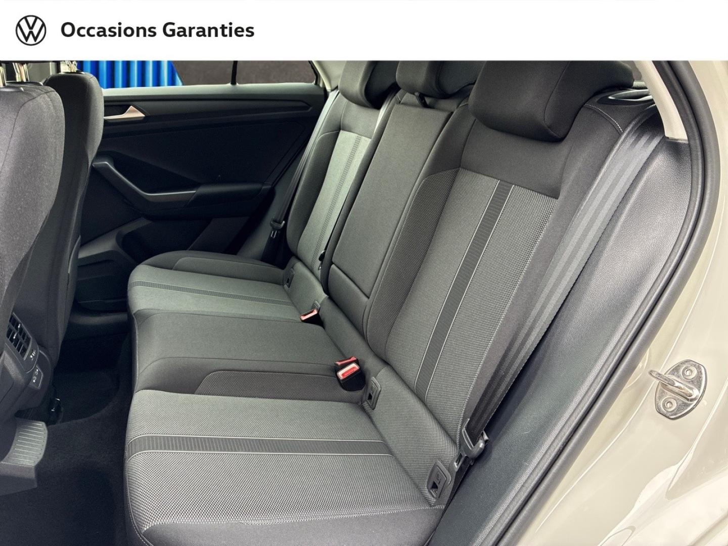 Voitures occasions VOLKSWAGEN T-ROC Life Clermont-Ferrand