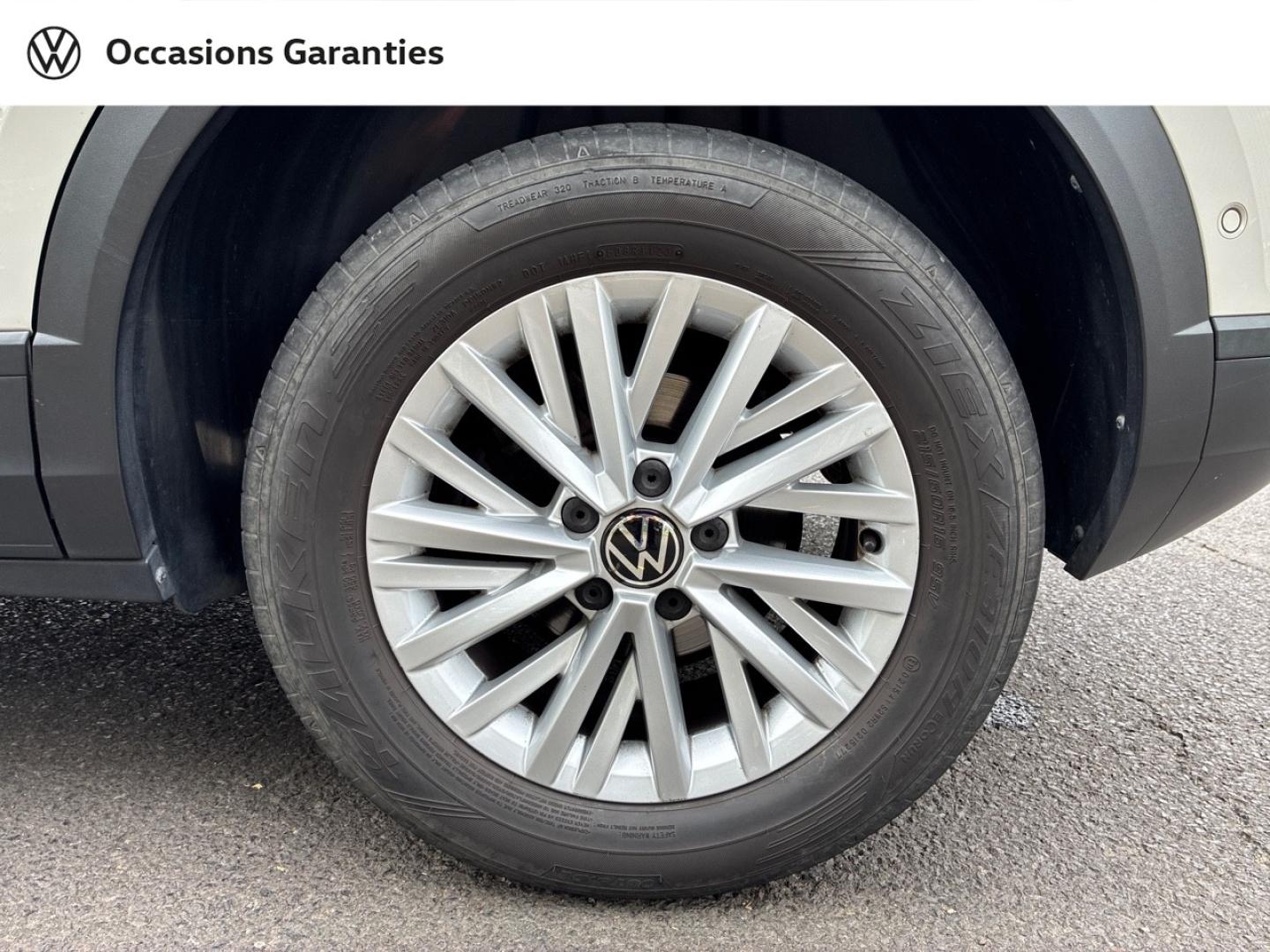 Voitures occasions VOLKSWAGEN T-ROC Life Clermont-Ferrand